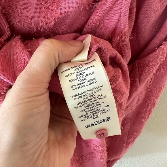 Anthropologie Pink Textured Spaghetti Strap Button Tank Size Small - Picture 9 of 9